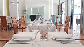 Akrogiali Exclusive Hotel - Adults Only