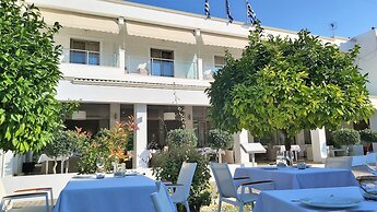 Akrogiali Exclusive Hotel - Adults Only