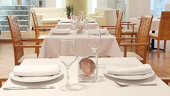 Akrogiali Exclusive Hotel - Adults Only