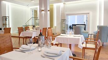 Akrogiali Exclusive Hotel - Adults Only