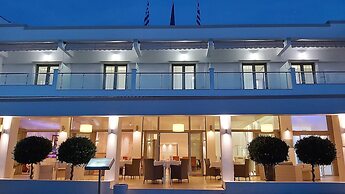 Akrogiali Exclusive Hotel - Adults Only