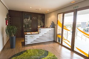 Hotel Y Apartamentos Quinto Cecilio