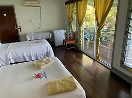 Lusia's Lagoon Chalets