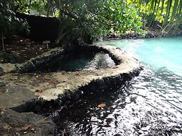 Lusia's Lagoon Chalets