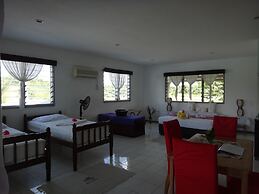 Lusia's Lagoon Chalets