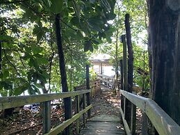 Lusia's Lagoon Chalets