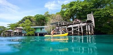 Lusia's Lagoon Chalets