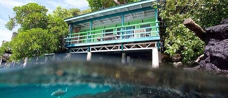 Lusia's Lagoon Chalets