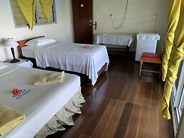 Lusia's Lagoon Chalets