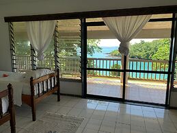 Lusia's Lagoon Chalets