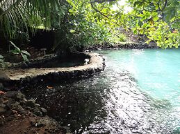 Lusia's Lagoon Chalets