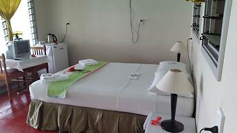 Lusia's Lagoon Chalets