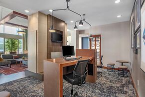 Hyatt Place Riverside Downtown