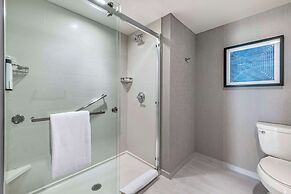 Hyatt Place Riverside Downtown