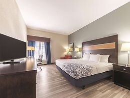 La Quinta Inn & Suites by Wyndham Tulsa - Catoosa Route 66