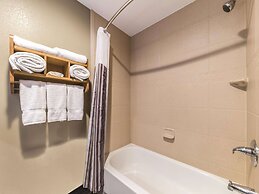 La Quinta Inn & Suites by Wyndham Tulsa - Catoosa Route 66