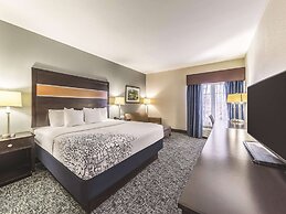 La Quinta Inn & Suites by Wyndham Tulsa - Catoosa Route 66