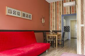 Royal Court Apartments