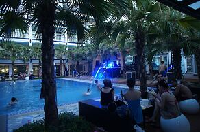 White House Beach Hotspring Resort