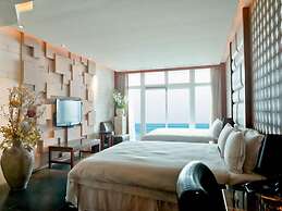 White House Beach Hotspring Resort