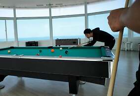 White House Beach Hotspring Resort