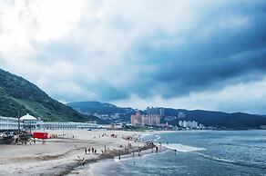White House Beach Hotspring Resort
