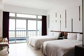 White House Beach Hotspring Resort