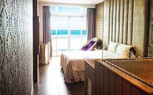 White House Beach Hotspring Resort