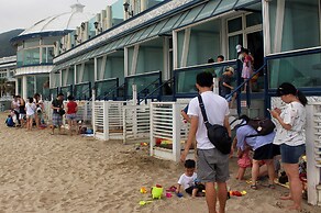 White House Beach Hotspring Resort