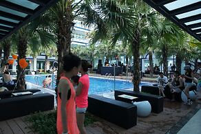 White House Beach Hotspring Resort