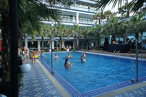 White House Beach Hotspring Resort