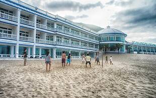 White House Beach Hotspring Resort