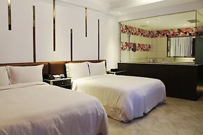 White House Beach Hotspring Resort