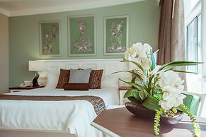 Estero Beach Hotel & Resort