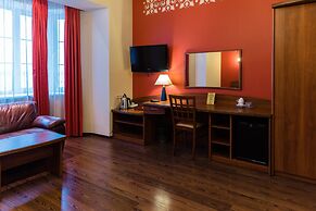 Onega Castle Hotel