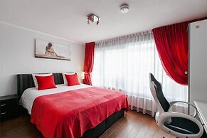 Alex Rooms