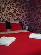 Alex Rooms
