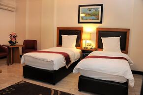 Raed Hotel Suites