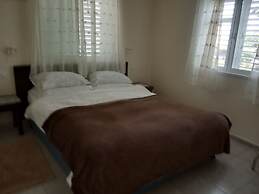 Arbel Guest House Shavit Family