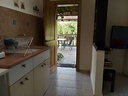 Arbel Guest House Shavit Family