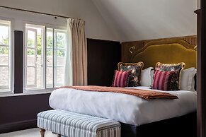 Red Lion Hotel