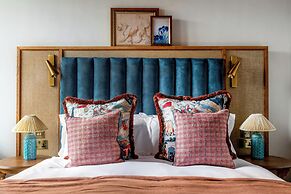 Red Lion Hotel