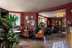 Red Lion Hotel