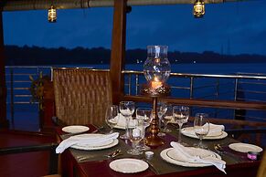 The Leela Ashtamudi, A Raviz Hotel