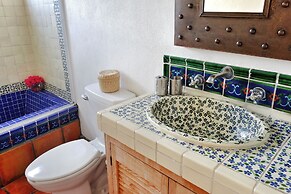 Los Milagros Hotel