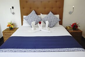 Los Milagros Hotel
