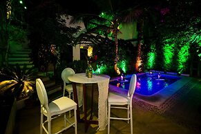 Los Milagros Hotel