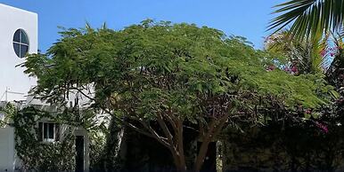 Los Milagros Hotel
