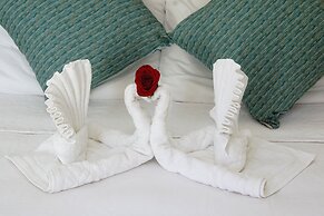 Los Milagros Hotel