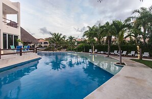 Coral Maya Stay Suites